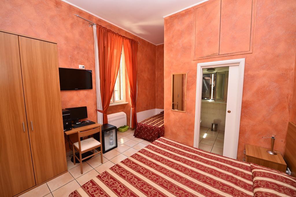 Bed & Breakfast Al Centro Storico Di 3*