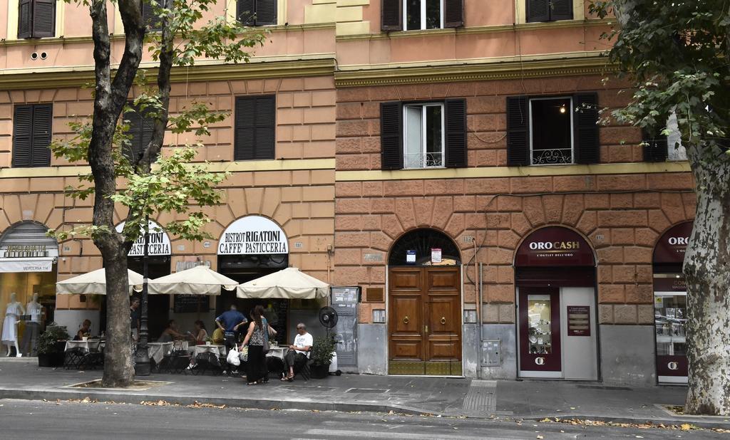 Bed & Breakfast Al Centro Storico Di 3*